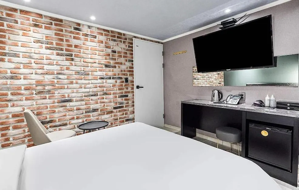 Motel Hotel Wo Yongsan Station Seoul
