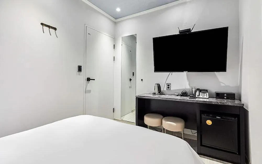 Hotel Wo Yongsan Station Seoul 3*,  South Korea